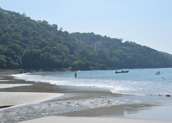 Suites Playa La Ropa El Pirata Guest house