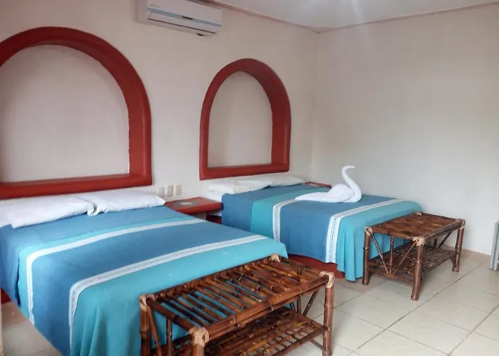 Suites Playa La Ropa El Pirata 2*