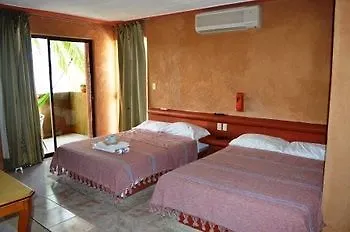 Guest house Suites Playa La Ropa El Pirata Zihuatanejo