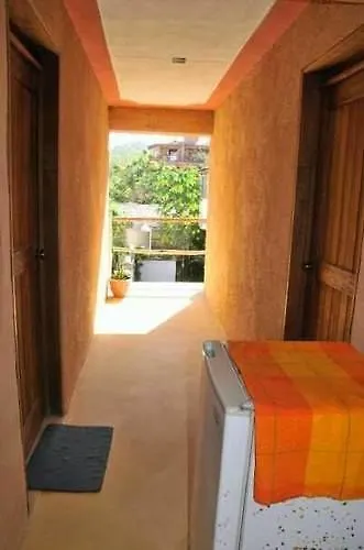 Suites Playa La Ropa El Pirata Zihuatanejo