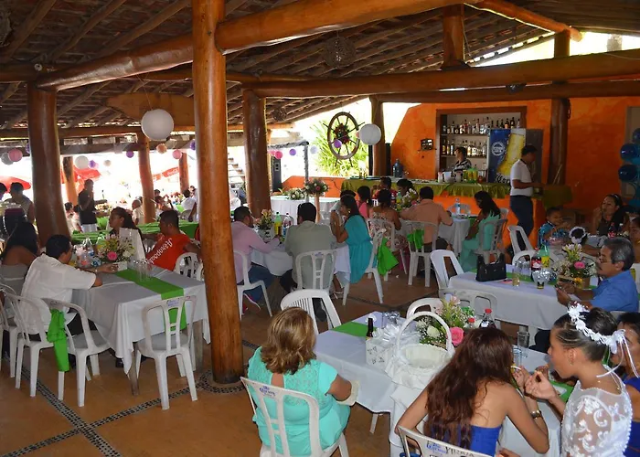 Guest house Suites Playa La Ropa El Pirata