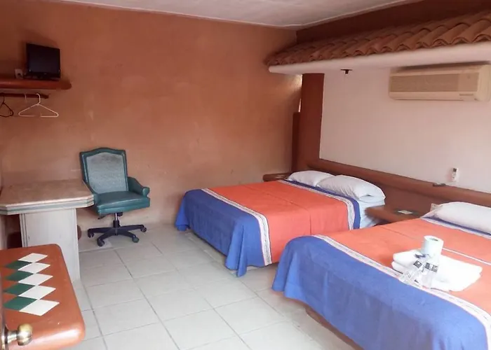 Suites Playa La Ropa El Pirata 2* Zihuatanejo