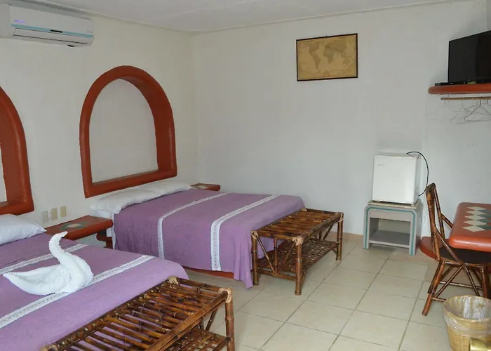 Suites Playa La Ropa El Pirata Guest house